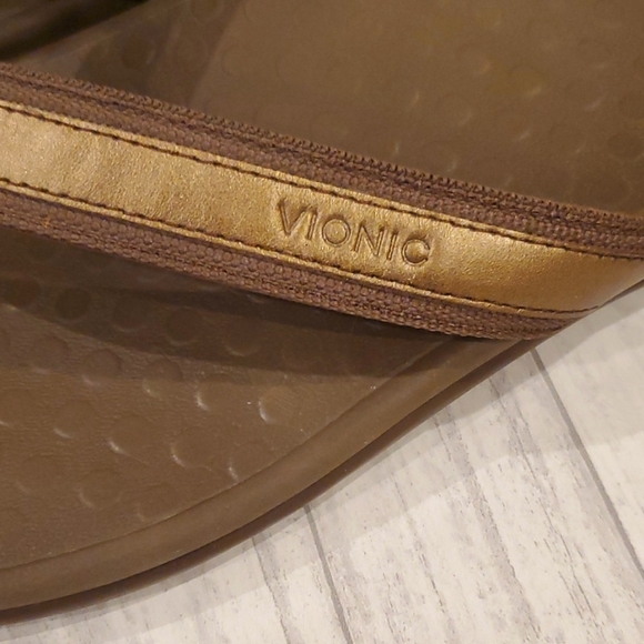 Vionic | Tide Flip Flop | Bronze | Sz 10 - Picture 6 of 14